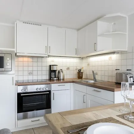 Haus Weissenburg, Whg Garten Ost